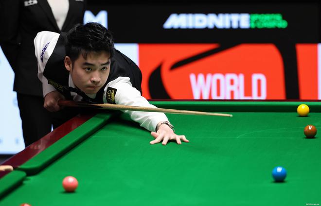 三名超龄球 三名超龄球