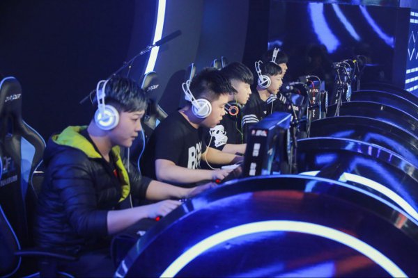 拉德和布海 拉德和布海