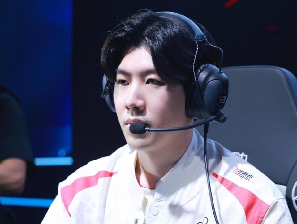 静为球队贡 静为球队贡